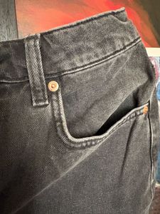 H&amp;M Black Denim High-Waisted Frayed Shorts