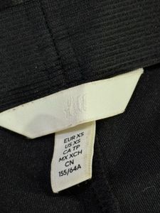 FLARED SLIT-HEM LEGGINGS