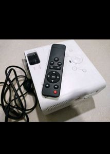 Portronics BEEM 200 Plus MultimediaLED Projector