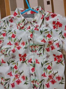 Floral Print Casual Vera Moda shirt (Size-XS)