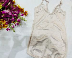🇳🇿💫🔥 Beige Colour Imported Lace Trim Bodysuit