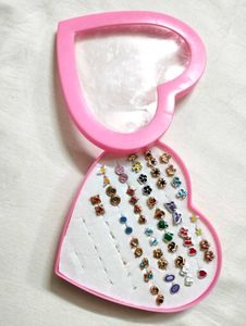 28 Assorted Stud Earring Set With Heart Shaped Box