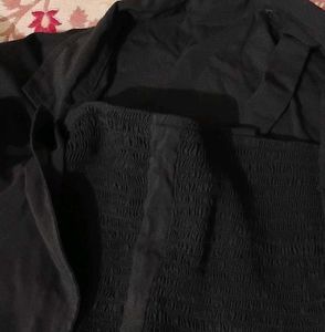 BLACK CROP TOP