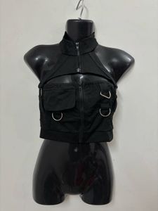 Multipocket Halter Neck top