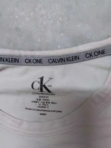 CK Graphic Tee