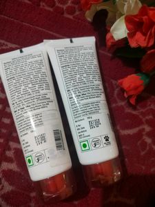 Nykaa Naturals Honey &amp; Saffron Face Scrub (1)