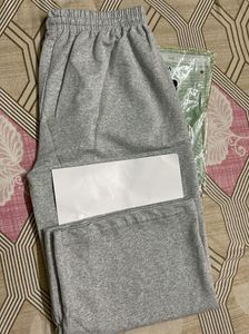 Women’s Loose Fit Capri Pants