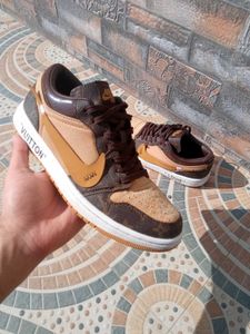Louis Vuitton x Nike Air Jordan Low