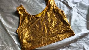 5.4.6 GOLD METALLIC TOP
