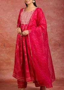 Libas Bandhani Yoke Design Mirror Work Kurta Set