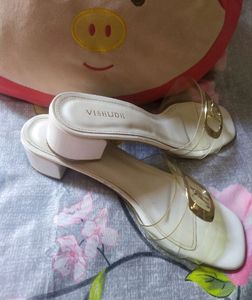 Vishuddh Brand (Size 39)