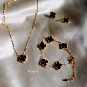 Cleef Jewellery Set Anti Tarnish