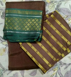 Brown Saree🤎