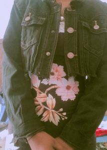 crop denim jacket