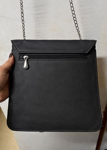 Cityscape Print Chain Bag