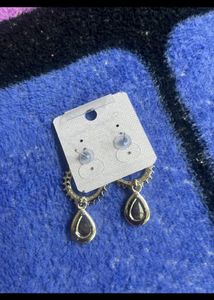Elegant Green And White Stones Earring #114
