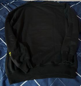 Black Sweatshirt ( size L )