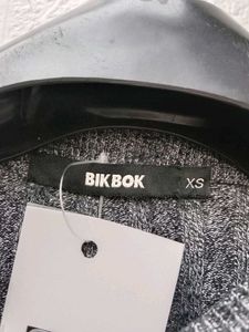 New with tag Pinterest Gray Long Sleeve Top