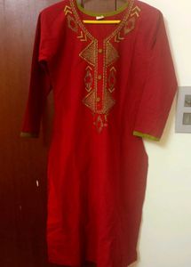 Womens Wine RED Colour Printed Kurti - M