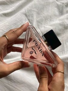 Prada Paradox Perfume