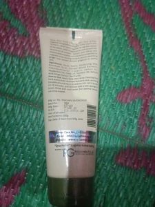 Qraa Man Acne Clearing Face Pack