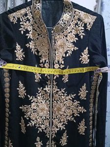 Elegant Embroidered Kurta