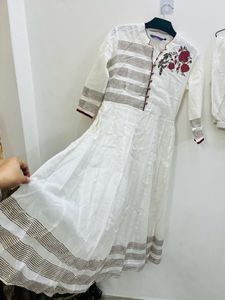 Beautiful Ready To Wear Anarkali Suit