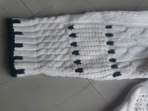 Zara Vintage Wear Aesthetic Sweater
