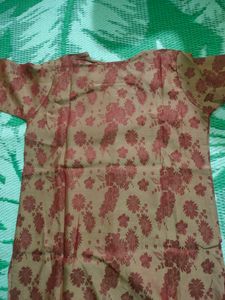 New Kurtis Purchased In Bulk Quantity From Mumbai