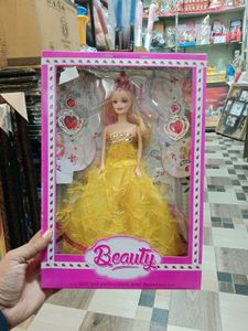 Beautiful Doll Movable Hand