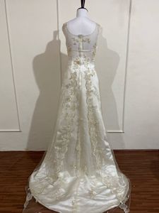 Elegant Vintage Wedding Gown🤍