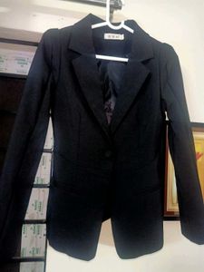 Women's Tailored Black Blazer