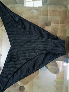 Black Eagle Shaped Penty