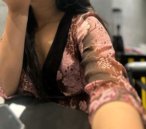 Vintage Floral Print Blouse