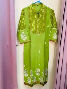 Green Embroidered Kurta