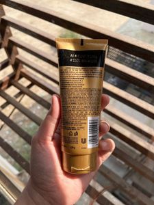 Lakme Glycolic Illuminate Facewash