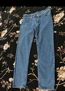 Perfect Slim Blue Jeans!!