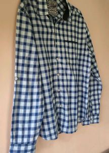 Men&#39;s Casual Shirt