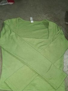 Green Long Sleeve Top