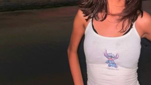 Stitch Graphic Tank Top