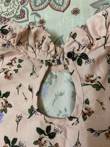 Women’s Top 💫
