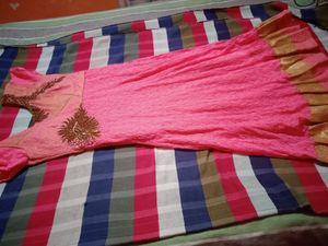 Elegant Pink Embroidered Kurta
