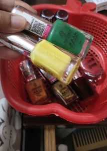 ❤️8 Nail Polish With Organizer Basket