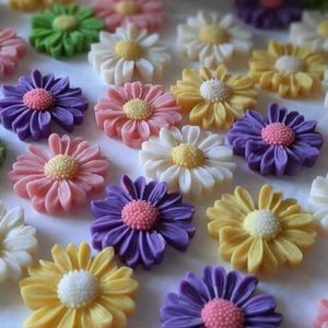 set of 4 Decorative Flower scented candles