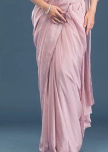 Plain Onion Pink saree &amp; Unstitched Blouse