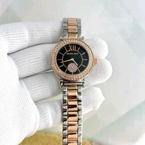 MICHAEL KORS PREMIUM LADIES WATCH AT SALE