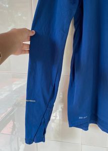 Nike Stylish Women Active Sports And Gym Wear