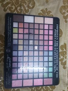 Beautiful Eye Shadow Pallet