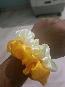 Asthetic Scrunchies