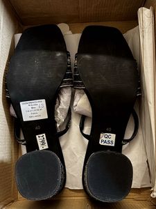 Brand New Wforwoman Black Heeled Sandals Size 5.5